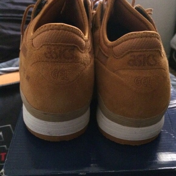 Tan ASICS - Picture 4 of 5
